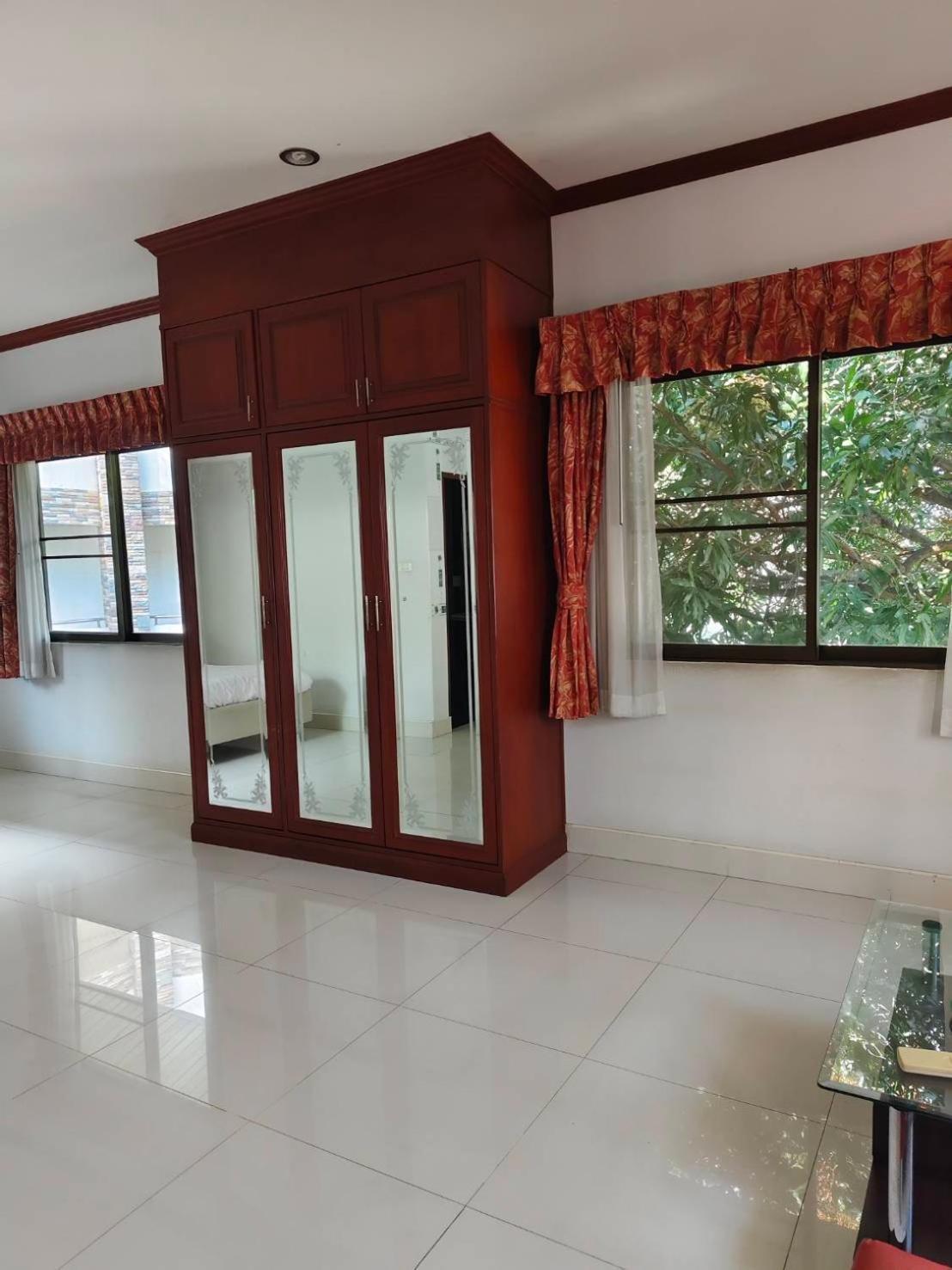 Selina Place Hotel Pattaya Eksteriør billede