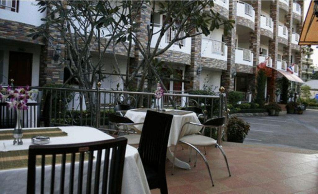 Selina Place Hotel Pattaya Eksteriør billede